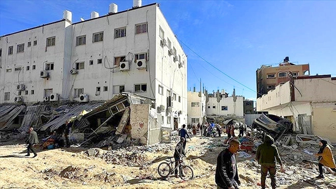 هجوم على مستشفى كمال عدوان يخرج آخر مرفق صحي بغزة عن الخدمة